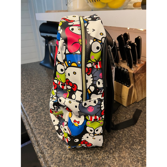 New Hello Kitty Backpack - Picture 6 of 8